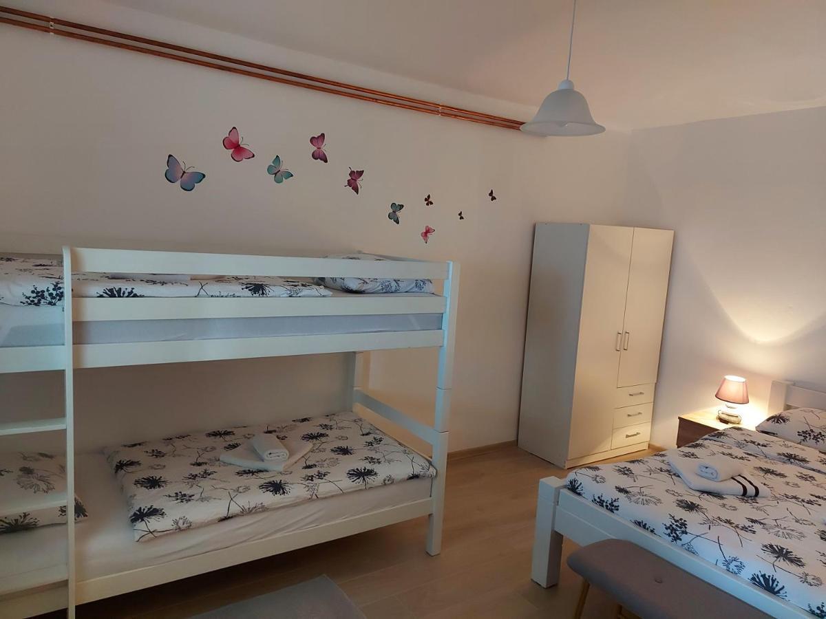 Apartment Rosie Smoljanac Ngoại thất bức ảnh
